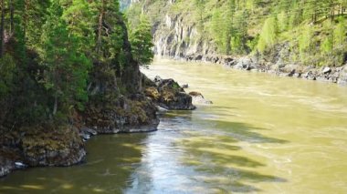 Köprüden Patmos Adası 'na bir manastır kilisesi, Altai Bölgesi' nde bir dönüm noktası, Rusya
