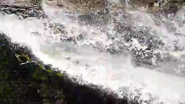 Kamysh waterfall at sunset light, spring time in the Altai Republic, Siberia, Russia — Stockvideo