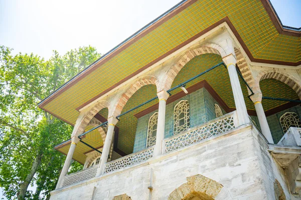 Türkiye Nin Stanbul Kentindeki Topkapı Sarayı Nın Mimari Park Bölgesi — Stok fotoğraf