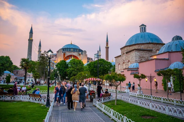 Istanbul Turkey May 2022 Sophia Cathedral Park Territory Walking People — Stock Photo, Image