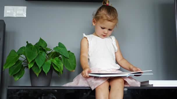 Adorable Toddler Little Girl Reading Book Home Happiness Child Reading — Stock videók
