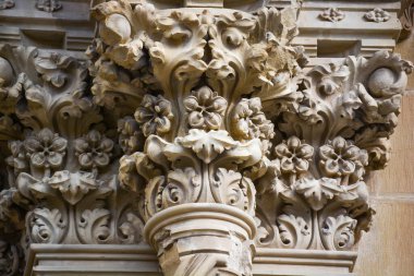 İtalyan başkentindeki mimari hazinelerin eşsiz ayrıntıları 