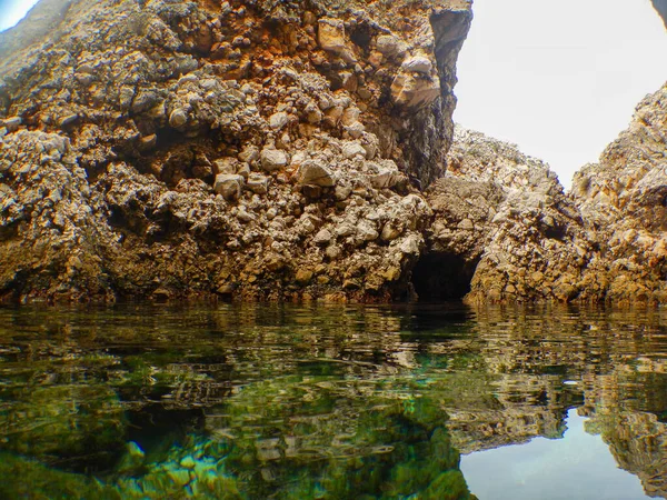 Lake Venus Nestled Cliffs San Vito Capo Seen Sea — Stock Photo, Image