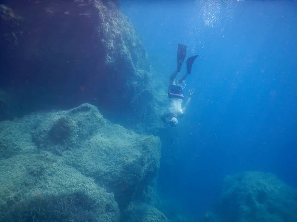 ユニークで壮大なイタリアの水中で素晴らしい珍しい景色 — ストック写真