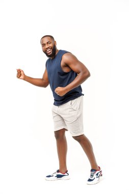 Genç Afro-Amerikan Atlet Sprint Beyaz Arka Plan İzole.