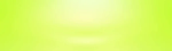 Lujo llano verde gradiente abstracto estudio fondo habitación vacía con espacio para su texto y la imagen —  Fotos de Stock
