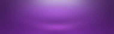 Stüdyo Arkaplan Konsepti - ürün için soyut boş ışık gradyanı mor stüdyo odası arka planı. Düz Stüdyo arkaplanı.