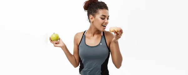 Sağlıklı Diyet Kavramı Güzel Sportif Afrikalı Amerikalı Çörek Yeşil Elma — Stok fotoğraf