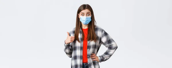 Coronavirus Outbreak Leisure Quarantine Social Distancing Emotions Concept Excited Surprised — Stock Photo, Image
