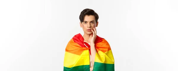Hermoso Joven Gay Hombre Vistiendo Lgbt Orgullo Bandera Brillo Cara —  Fotos de Stock