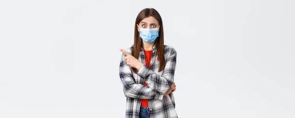Coronavirus Outbreak Leisure Quarantine Social Distancing Emotions Concept Confused Worried — Stock Photo, Image