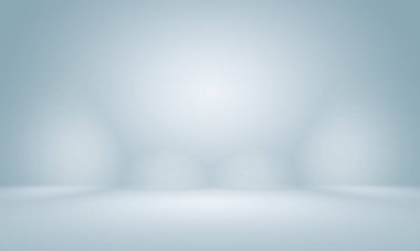 Mutlu genç iş kadını veya Sekreter holding modern office belgesinde.