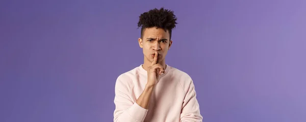 Show Some Respect Portrait Angry Annoyed Displeased Young Hispanic Man — Stock Photo, Image