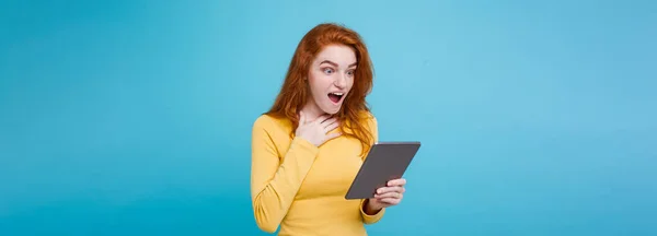 People Technology Concept Close Portrait Young Beautiful Attractive Redhair Girl — Stock Photo, Image