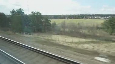 Moskova 'dan St. Petersburg' a giden süper hızlı trenden çekilen dış manzara..