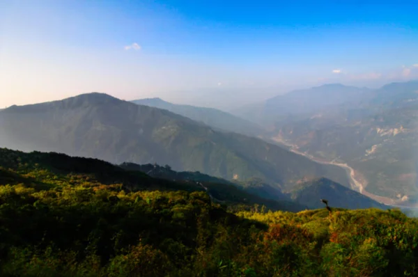 Wazig Beeld Van Valley Silerygaon Sikkim Wazig Achtergrondgebruik — Stockfoto