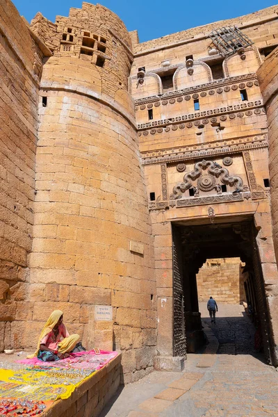 Jaisalmer Rajasthan Hindistan Ekim 2019 Rajasthani Kadın Jaisalmer Kalesi Nin — Stok fotoğraf