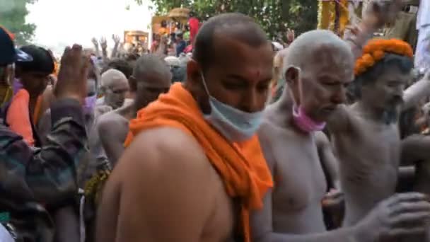 Haridwar Uttarakhand Indien April 2021 Naga Sadhus Anhänger Von Lord — Stockvideo