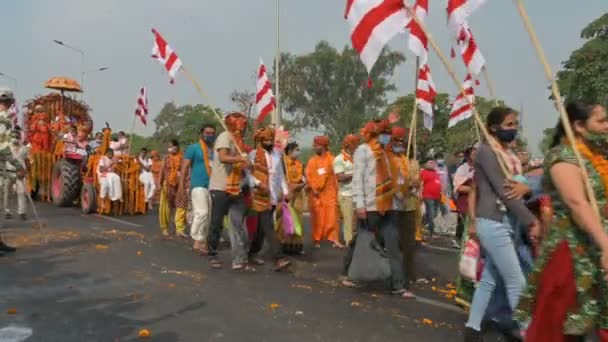 Haridwar Uttarakhand Indie Dubna 2021 Hinduističtí Oddaní Pestrých Šafránových Šatech — Stock video