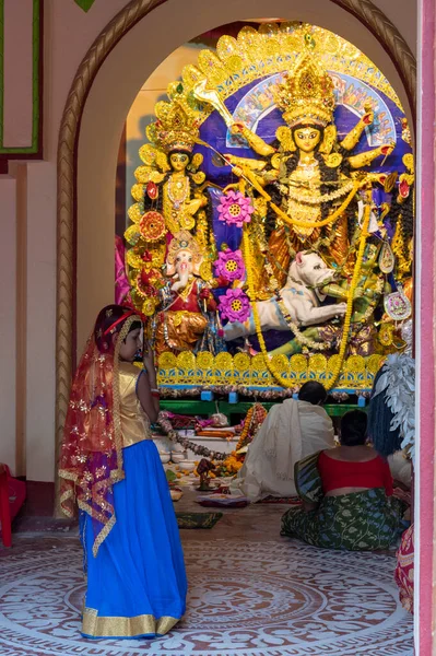 Howrah India October 26Th 2020 Bengali Girl Child Posing Goddess — Stok fotoğraf