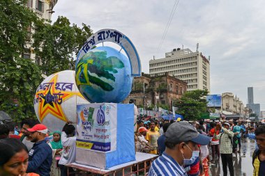 Kolkata, West Bengal, India - 21st July 2022 : All India Trinamool Congress Party, AITC or TMC, at Ekushe July, Shadid Dibas, Martyrs day rally. Party supporters gathering at Esplanade, Dharmatala.