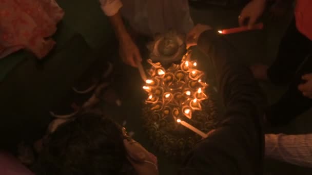 Howrah India October 15Th 2021 Holy 108 Lamps Being Lit — Stock video