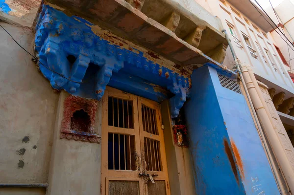 Traditional Blue Coloured House Yellow Door Jodhpur City Rajsthan India — Stock Photo, Image