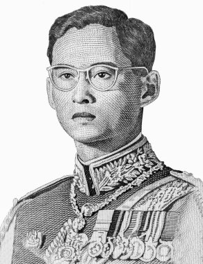 Kral Bhumibol Adulyadej, Kral Rama IX, Tayland 100 Baht 1968 Banknotları Portresi. 