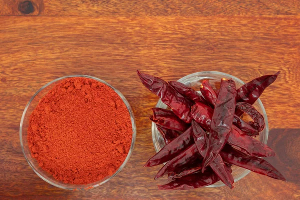 Top View Dry Red Chilies Red Chili Powder Bowls Kept — Stock Photo, Image