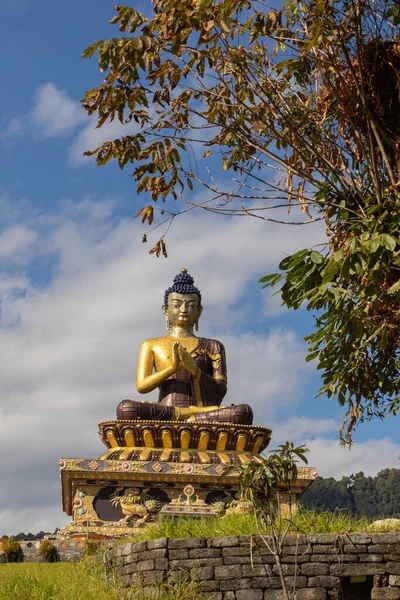 Statua Buddha Parco Del Buddha Con Cielo Blu Nuvole Sullo — Foto Stock