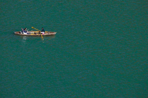 Selective Focus Ariel View People Boating Naini Lake Nainital Uttarakhand — Fotografia de Stock