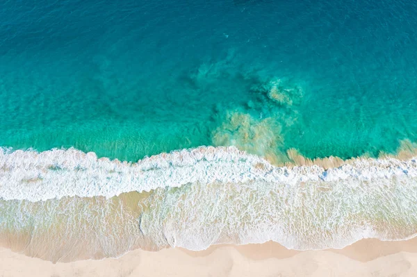 Hög Vinkel Syn Våg Atlantiska Havet Vid Santa Monica Beach — Stockfoto