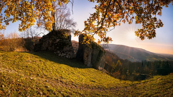 Eulenstein Roca Suiza Francófona Noche Otoño — Foto de Stock