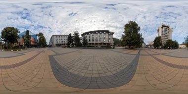 Bulgaristan 'ın Lovech kentindeki ana caddenin 360 manzarası