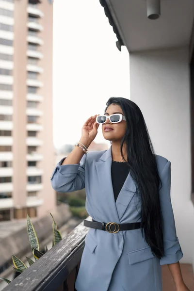 Posing Balcony Young Latin Woman Long Straight Hair Wears Blazer — Stockfoto