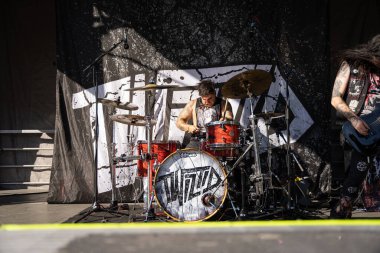 Twiztid, 9-18-2021 'de Rob Zombie için özel konuk olarak Riff Fest' te canlı performans sergiliyor.