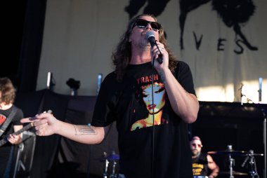 Candlebox 9-18-2021 'de Rob Zombie için özel konuk olarak Riff Fest 2021' de canlı performans sergiliyor.