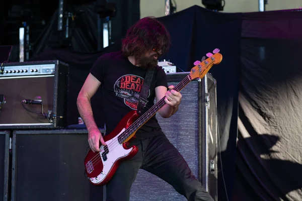 Candlebox 9-18-2021 'de Rob Zombie için özel konuk olarak Riff Fest 2021' de canlı performans sergiliyor.