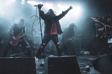 Fright Fest 2021 'de Saint Andrews Hall' dan canlı performans sergilediler.