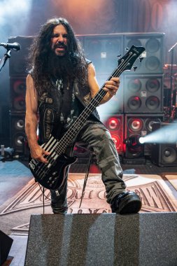 Black Label Society Detroit Fillmore, Michigan 'da 11-14-2021' de Detroit Chapter 'da sahne almaktadır.