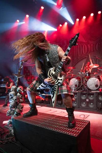 Black Label Society Detroit Fillmore, Michigan 'da 11-14-2021' de Detroit Chapter 'da sahne almaktadır.