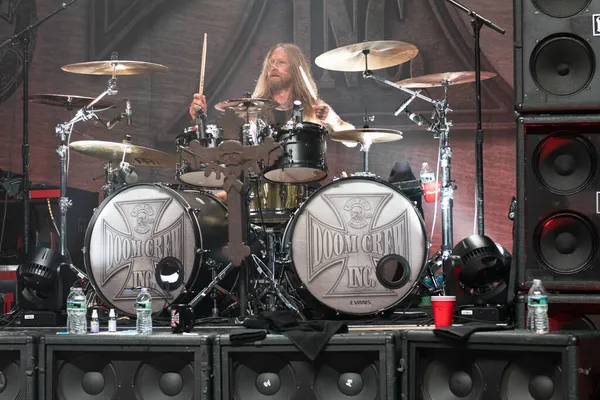 Black Label Society Detroit Fillmore, Michigan 'da 11-14-2021' de Detroit Chapter 'da sahne almaktadır.