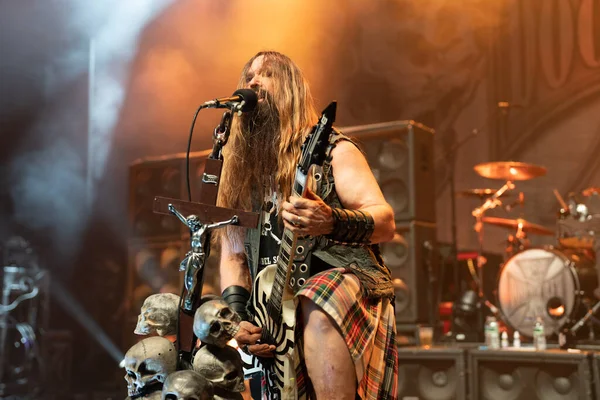 Black Label Society Detroit Fillmore, Michigan 'da 11-14-2021' de Detroit Chapter 'da sahne almaktadır.
