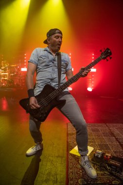 Bir Deadman Teorisi Detroit, Michigan taraftarları için 11-26-2021 'de Fillmore Detroit' te canlı performans sergiliyor.