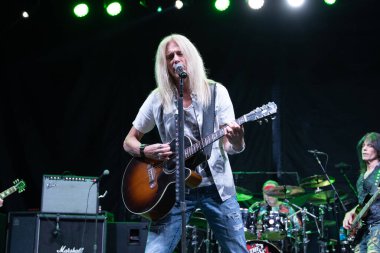 The Guess Who Royal Oak Beats and Eats Festival 'in hayranları için 09-03-2021' de Royal Oak, Michigan 'da konser verecek.