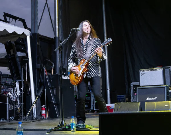 The Guess Who Royal Oak Beats and Eats Festival 'in hayranları için 09-03-2021' de Royal Oak, Michigan 'da konser verecek.