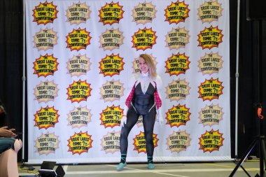 Warren, Michigan 'daki Great Lakes Comic kongresi 02-26-2022