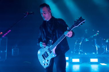 Papa Roach, Detroit, Michigan 'daki Fillmore' da 3-17-2022 'de özel konuklar Hollywood Zombi ve Kötü Kurtlar' la sahne alacak.