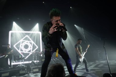 Papa Roach, Detroit, Michigan 'daki Fillmore' da 3-17-2022 'de özel konuklar Hollywood Zombi ve Kötü Kurtlar' la sahne alacak.
