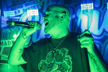 Insane E, 23 Nisan 2022 'de Livonia, Michigan' daki Astronomicon 5 'te sahne almaktadır.